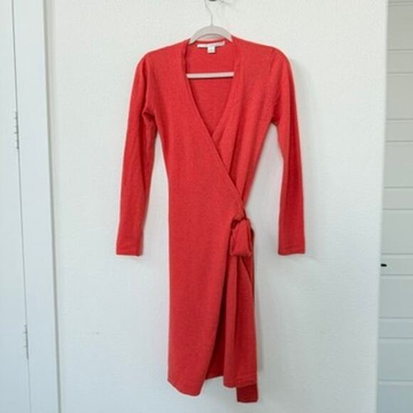 DIANE von FURSTENBERG Linda Wrap Dress Red Wool Cashmere Long Sleeve P Luxury
